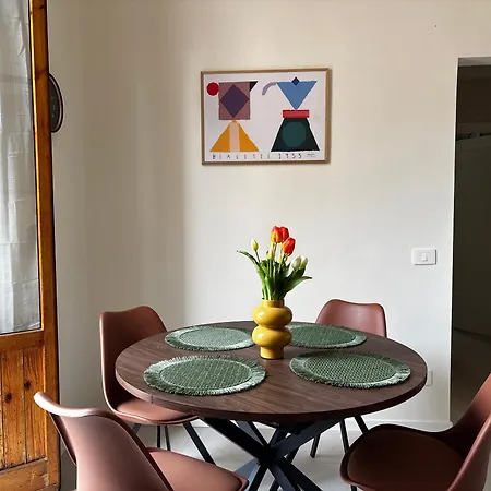 With Private Garden - Da Elda E Dolfo Apartamento